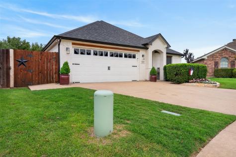 1428 Brownford Drive Fort Worth TX 76028