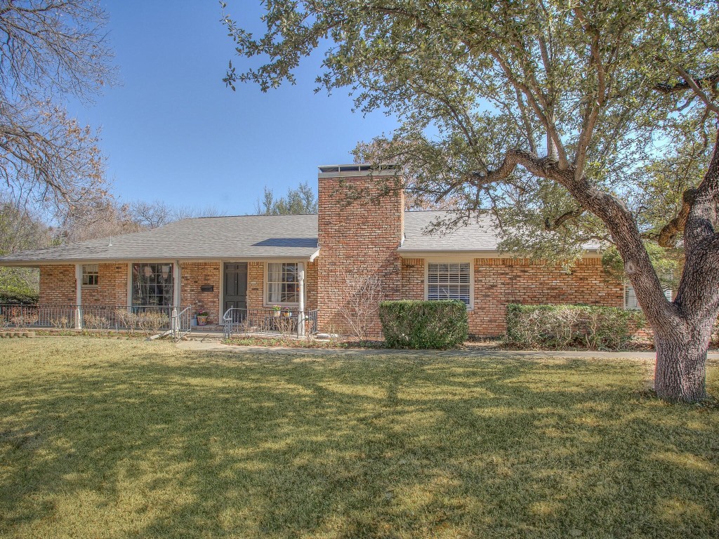 1805 Ems Road E Fort Worth TX 76116