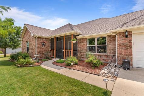 413 Cimarron Meadows Drive Waxahachie TX 75167