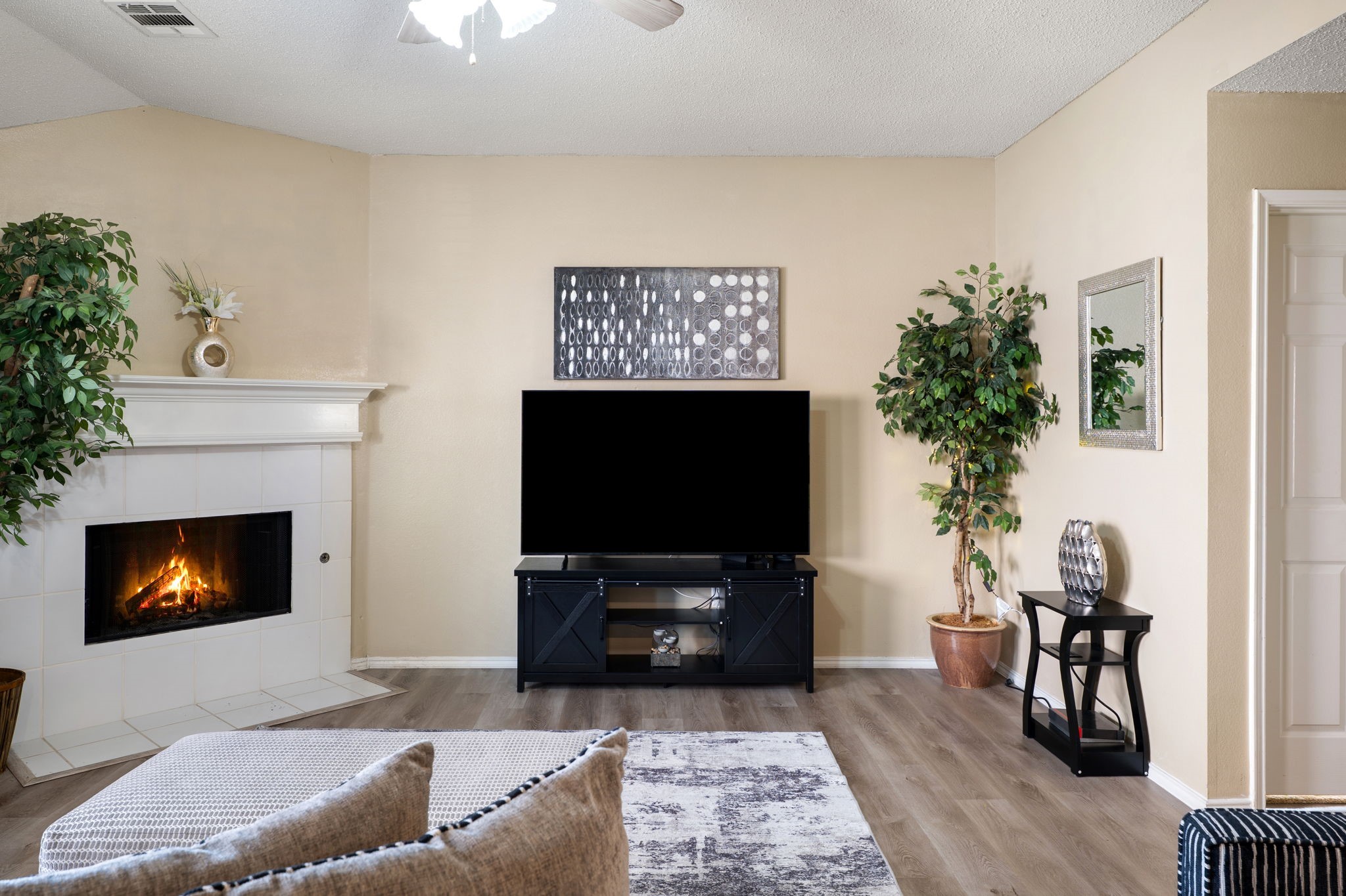 1418 Deville Circle Garland TX 75043