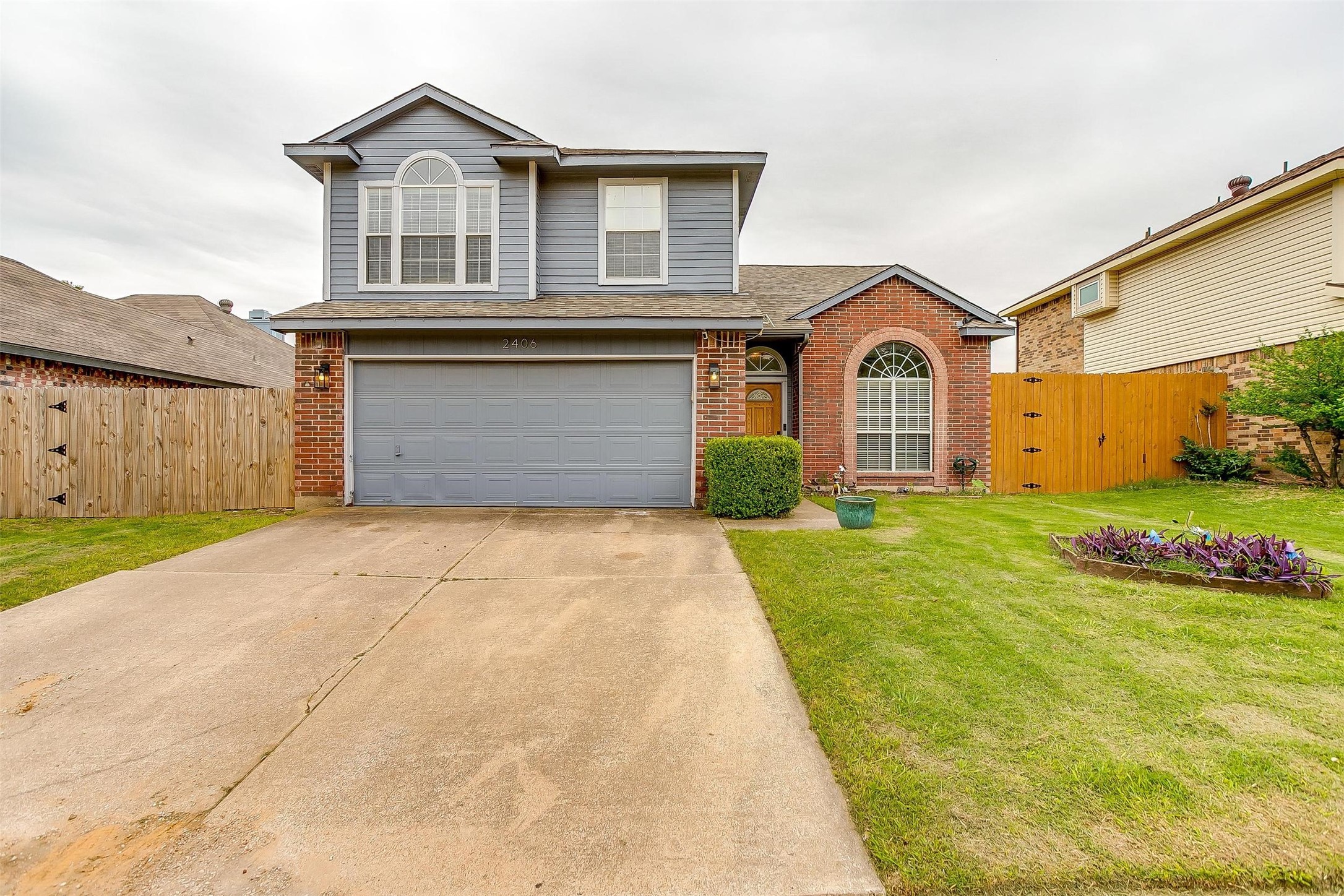 2406 Bennington Drive Arlington TX 76018