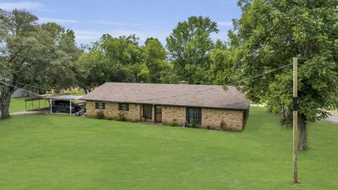 9822 Nasturtium Road Ore City TX 75683