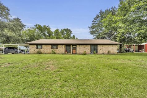 9822 Nasturtium Road Ore City TX 75683