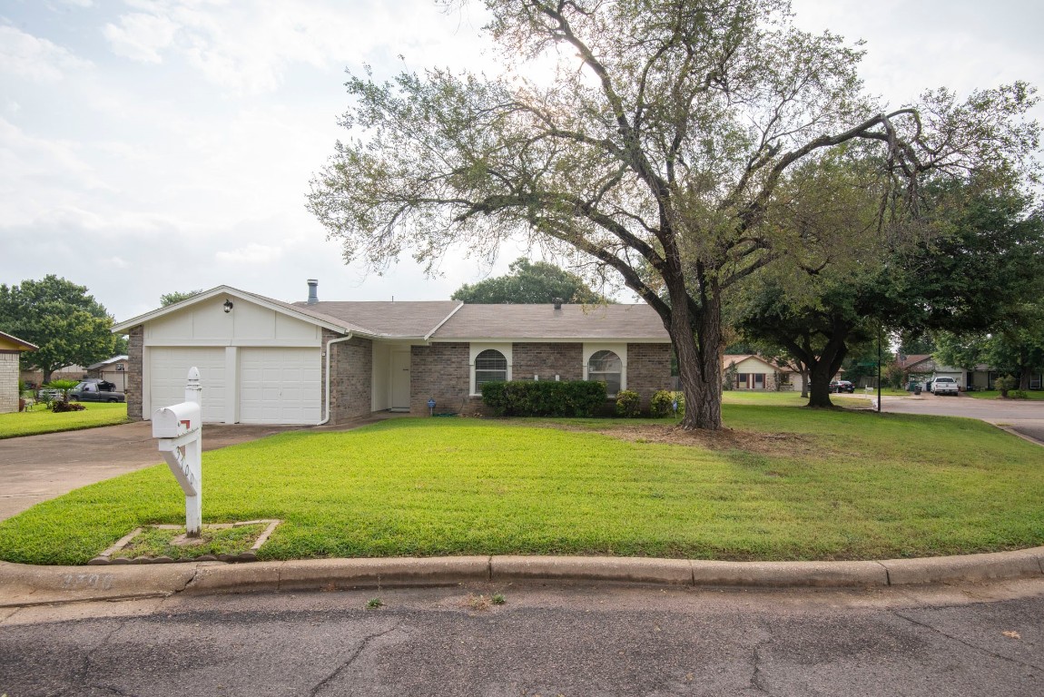 3700 Key West Court Fort Worth TX 76133