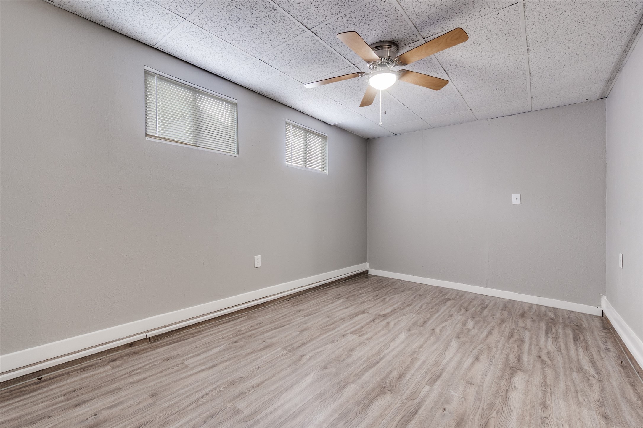3336 Pacesetter Drive Dallas TX 75241