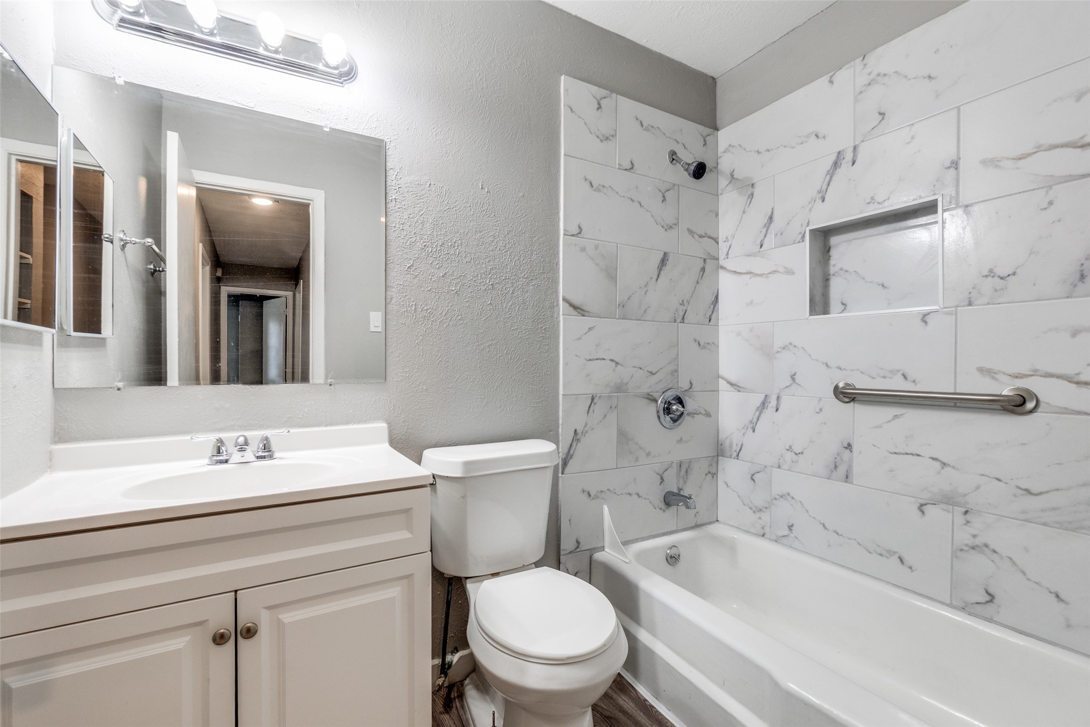 3336 Pacesetter Drive Dallas TX 75241