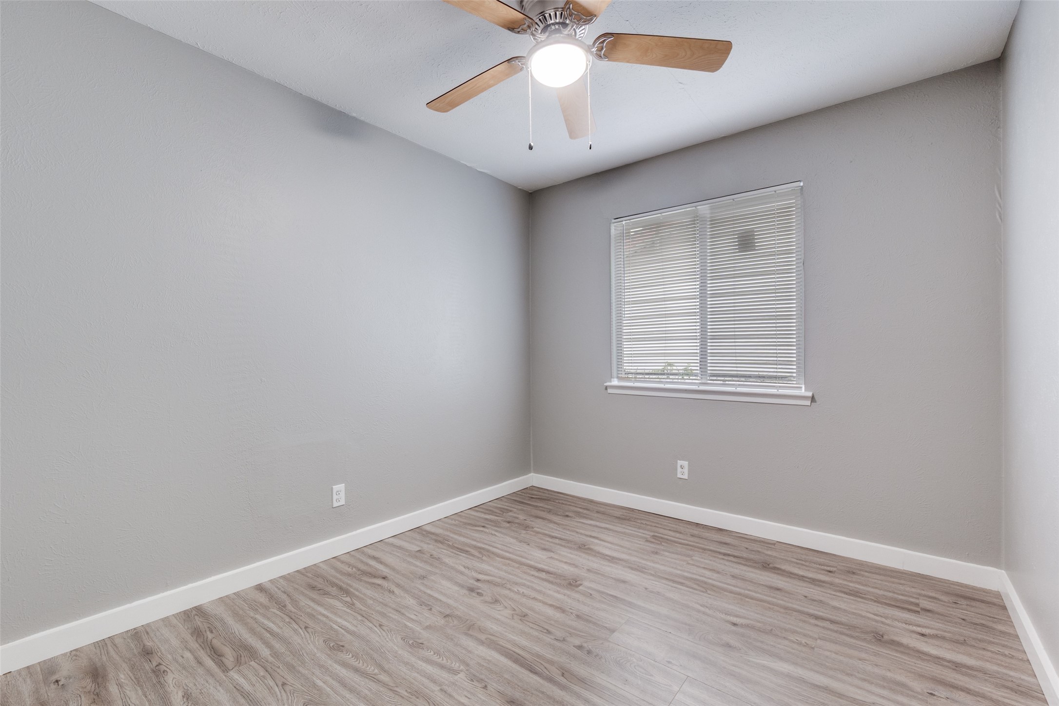 3336 Pacesetter Drive Dallas TX 75241