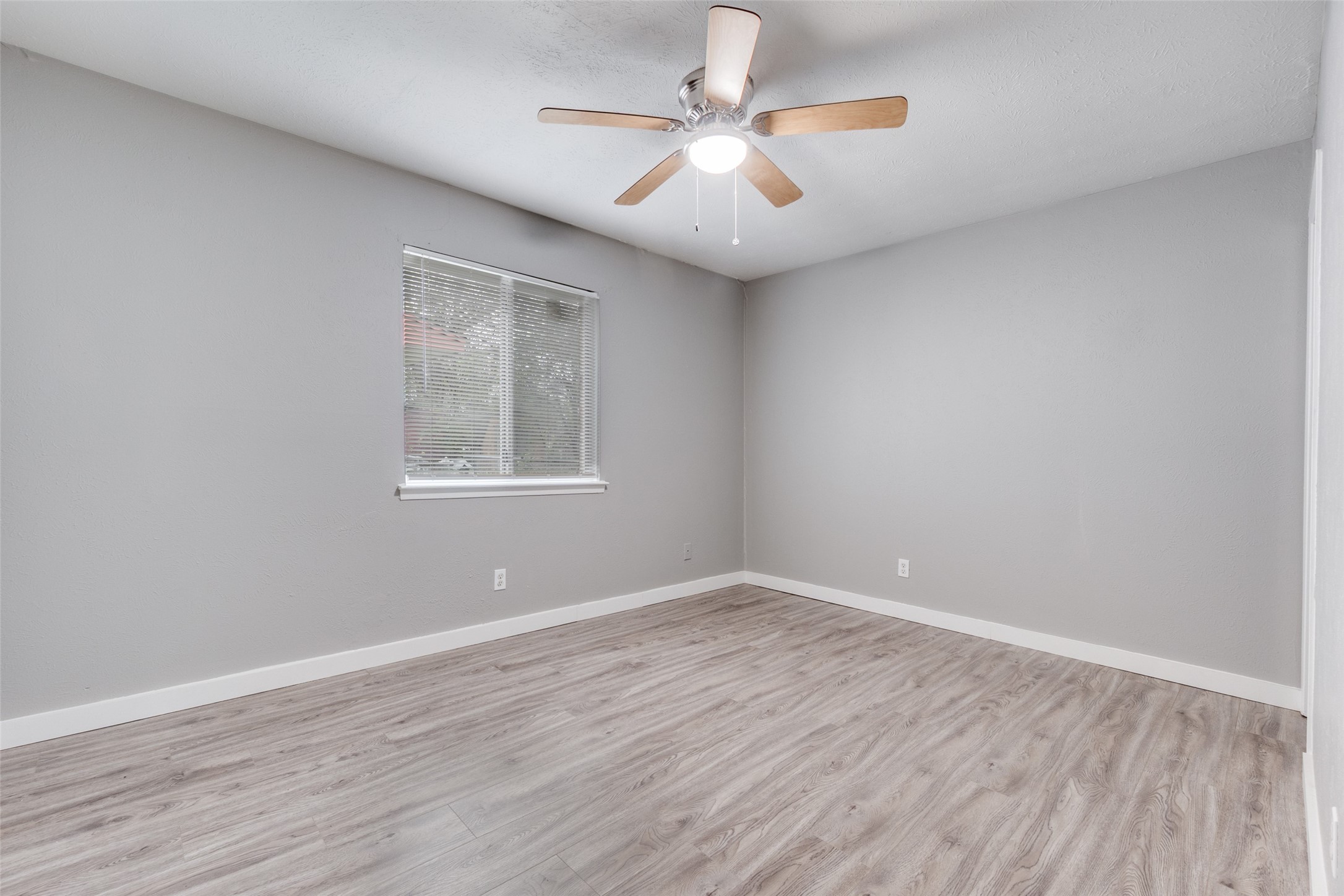 3336 Pacesetter Drive Dallas TX 75241