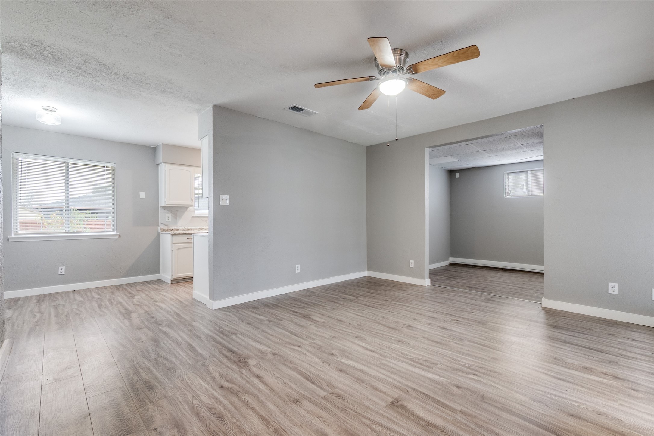 3336 Pacesetter Drive Dallas TX 75241