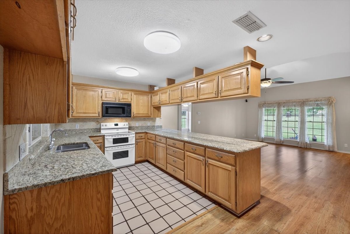 4609 Slayton Road Cleburne TX 76031