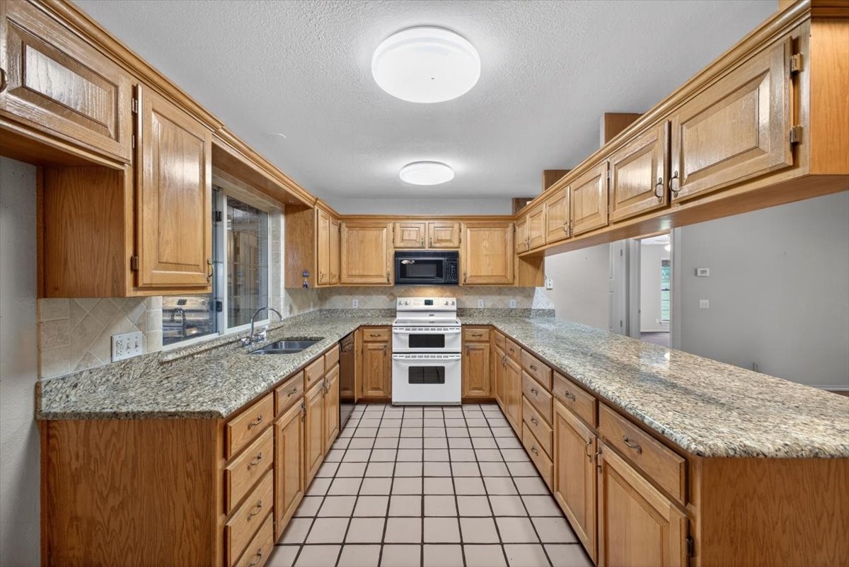4609 Slayton Road Cleburne TX 76031