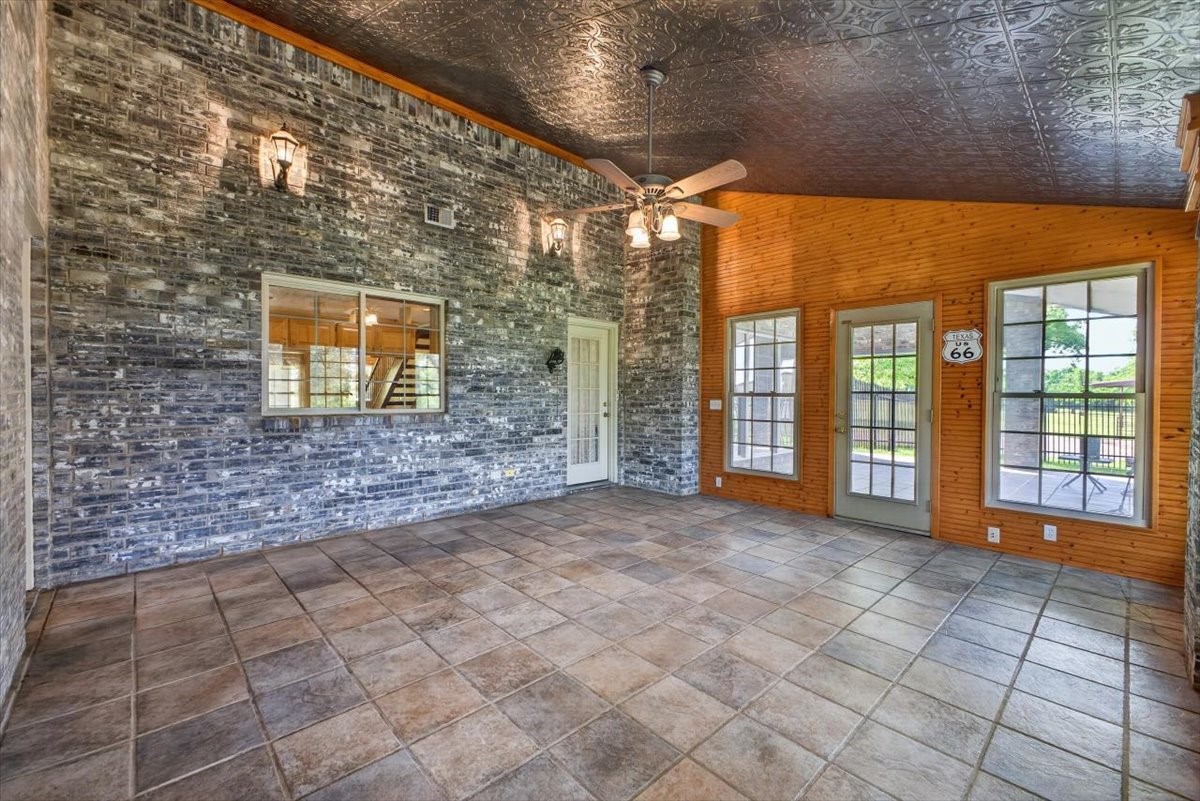 4609 Slayton Road Cleburne TX 76031