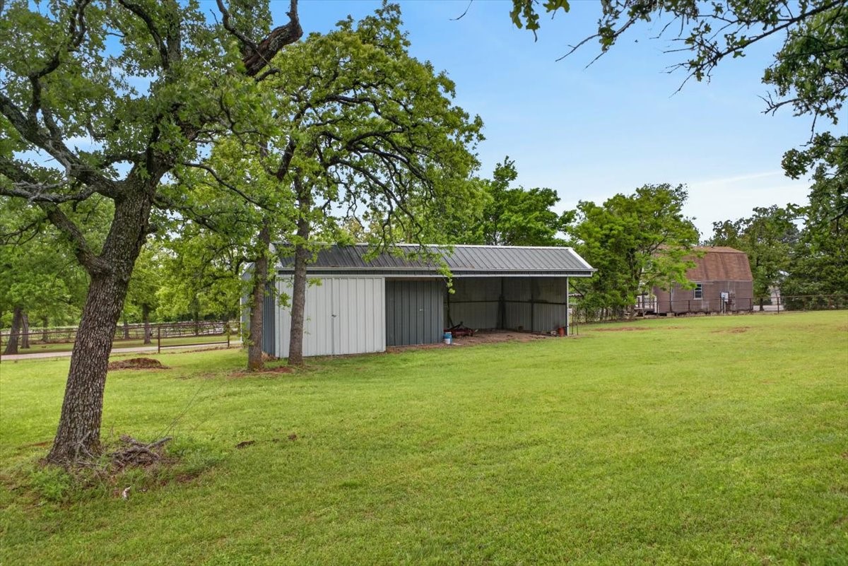 4609 Slayton Road Cleburne TX 76031