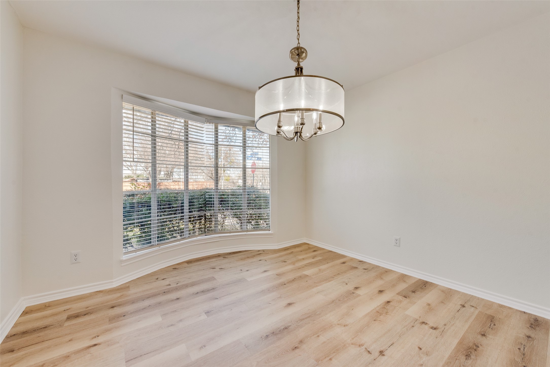 1700 Prestonwood Drive Arlington TX 76012