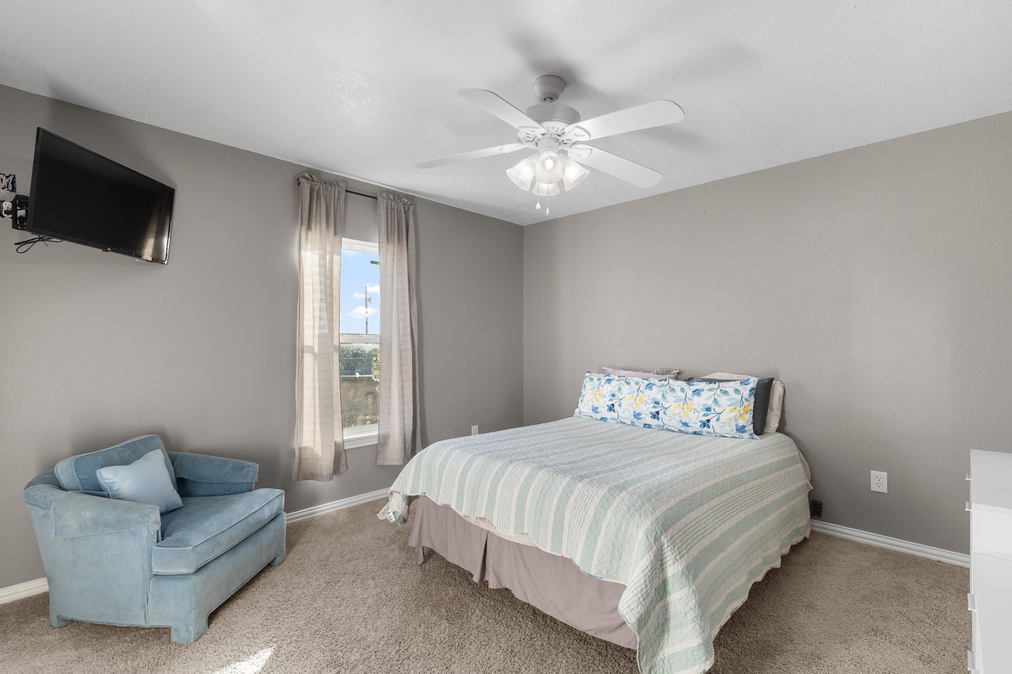1137 Us Highway 82 W Seymour TX 76380