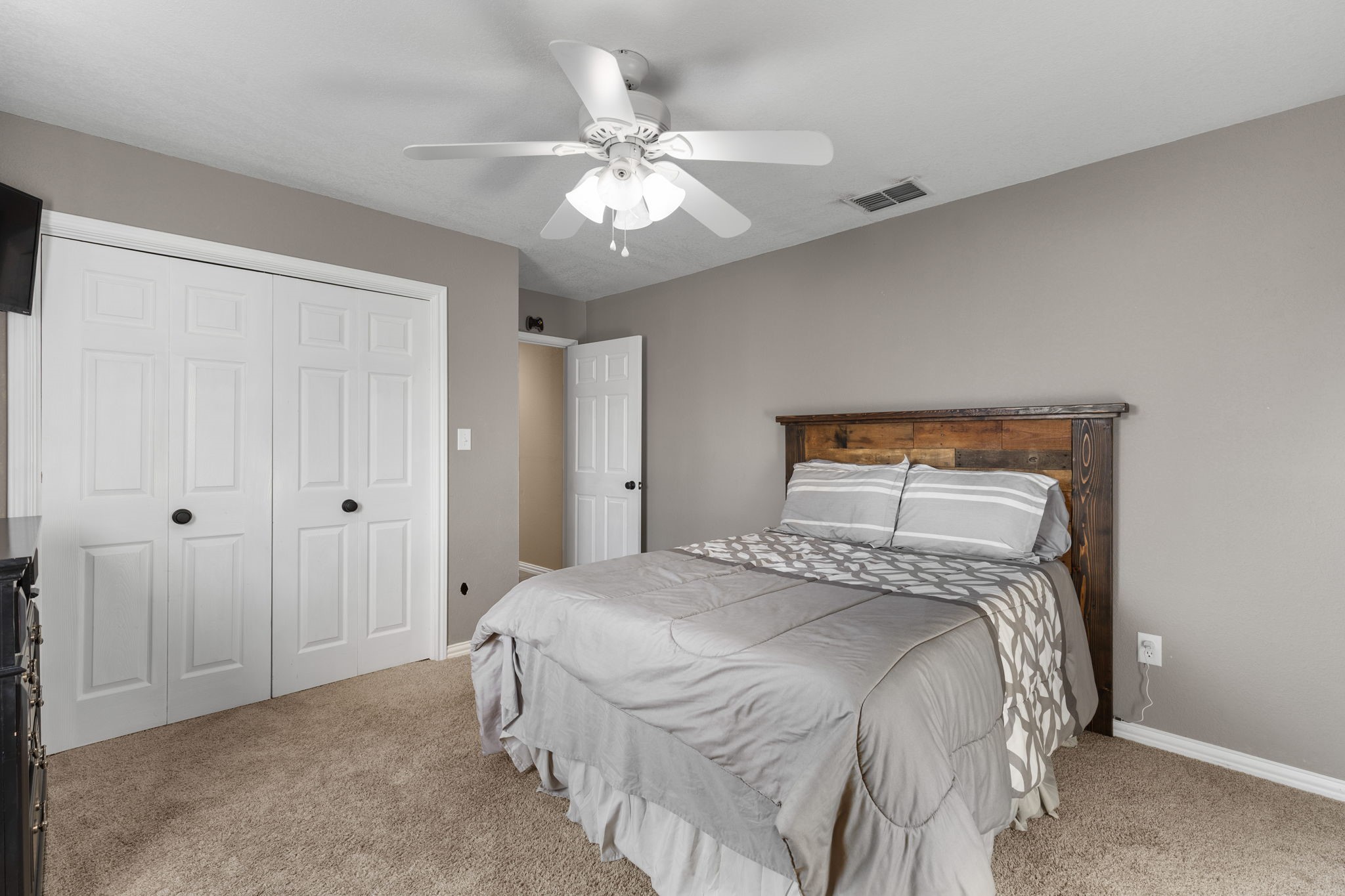 1137 Us Highway 82 W Seymour TX 76380