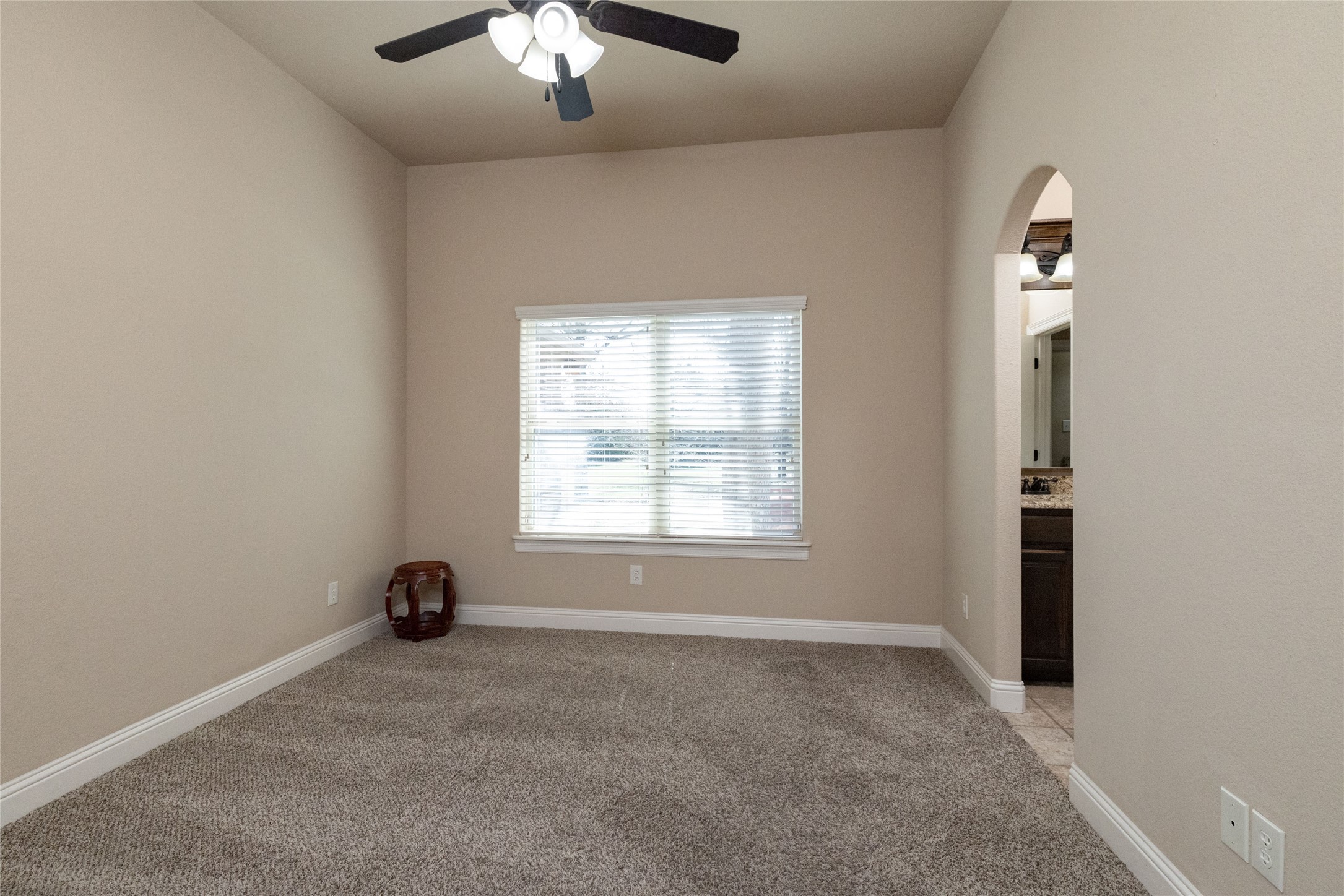 209 Ellis Creek Drive Weatherford TX 76085