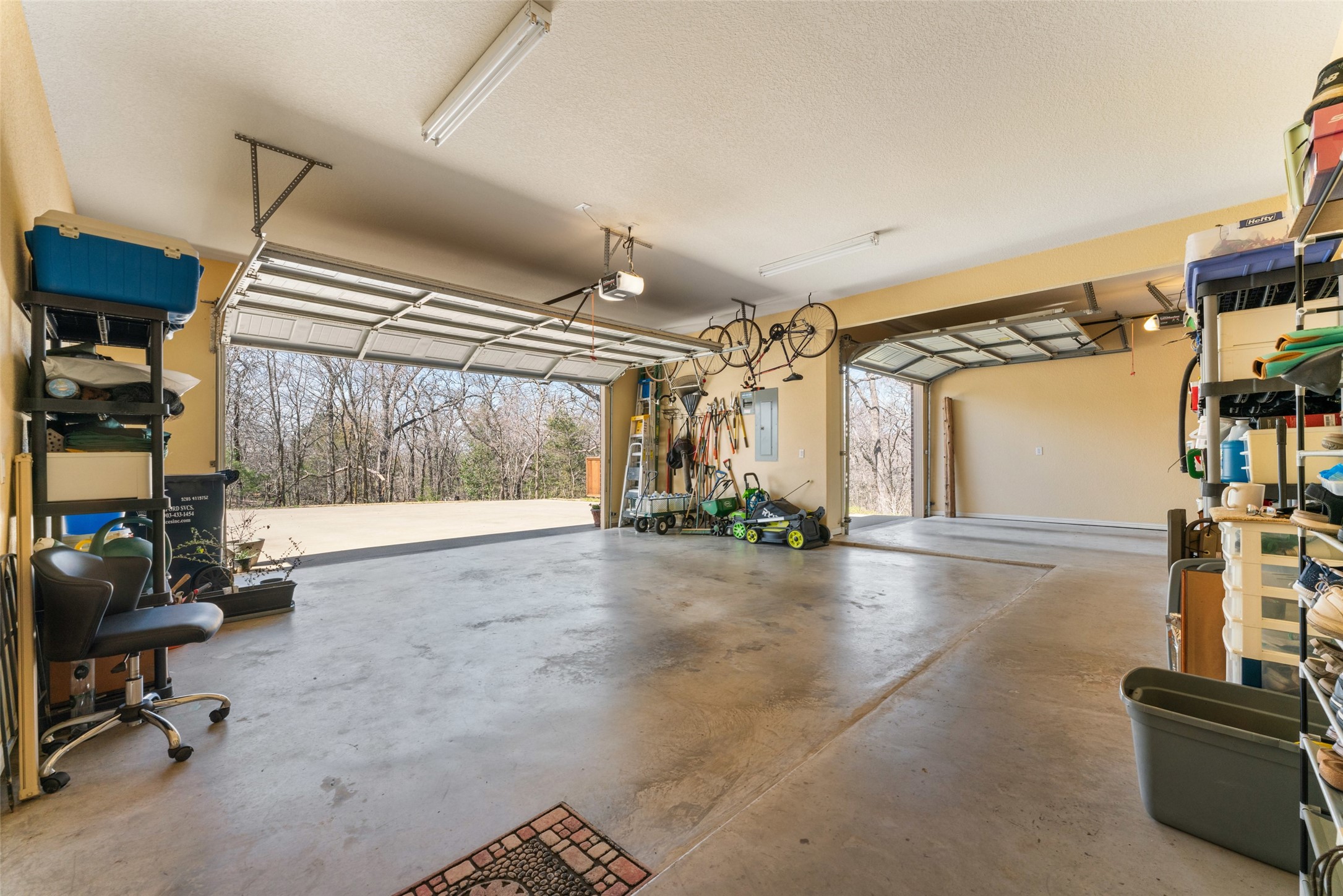 10072 Bluffview Circle Pilot Point TX 76258