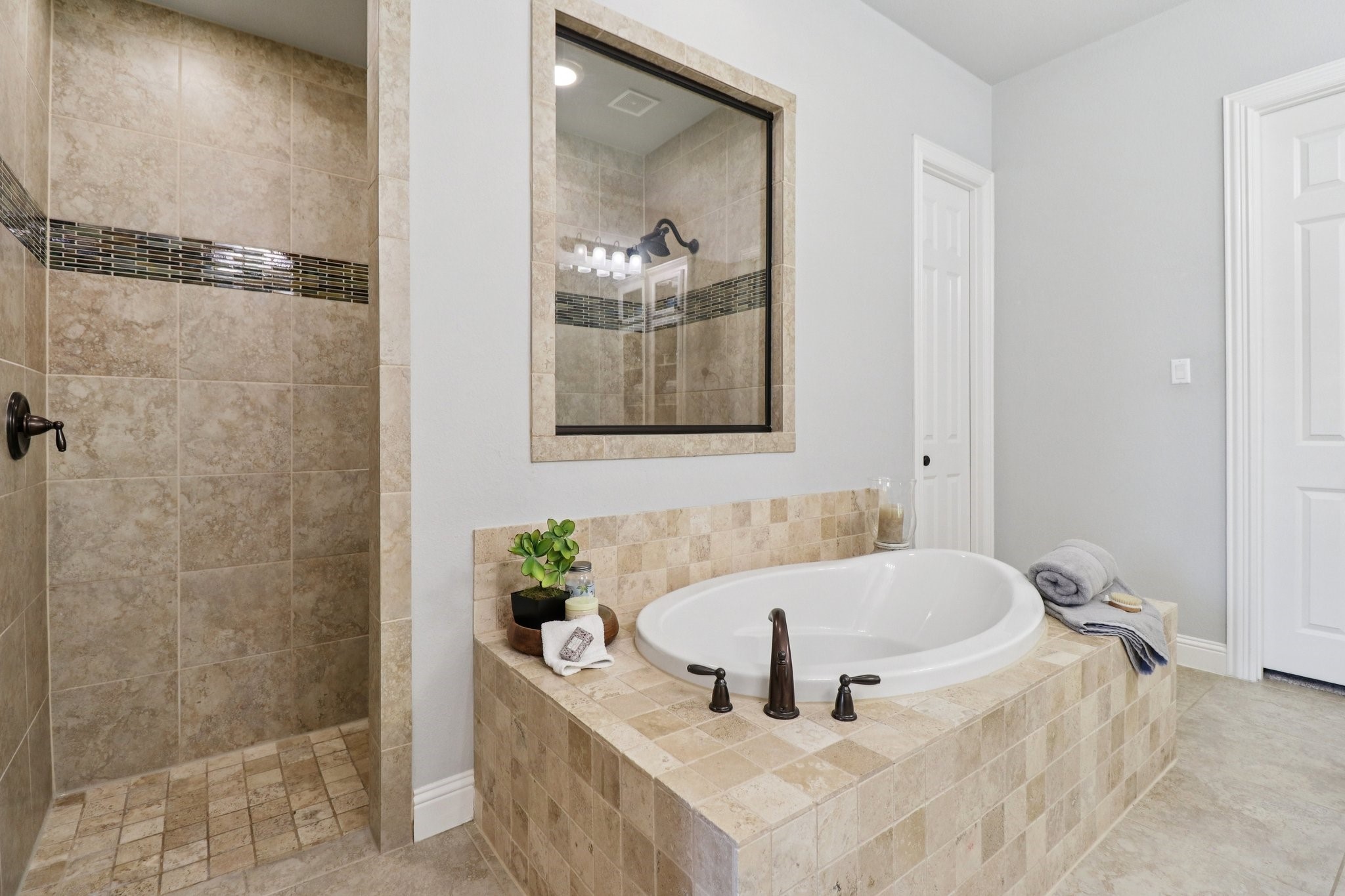 3009 Speyburn The Colony TX 75056