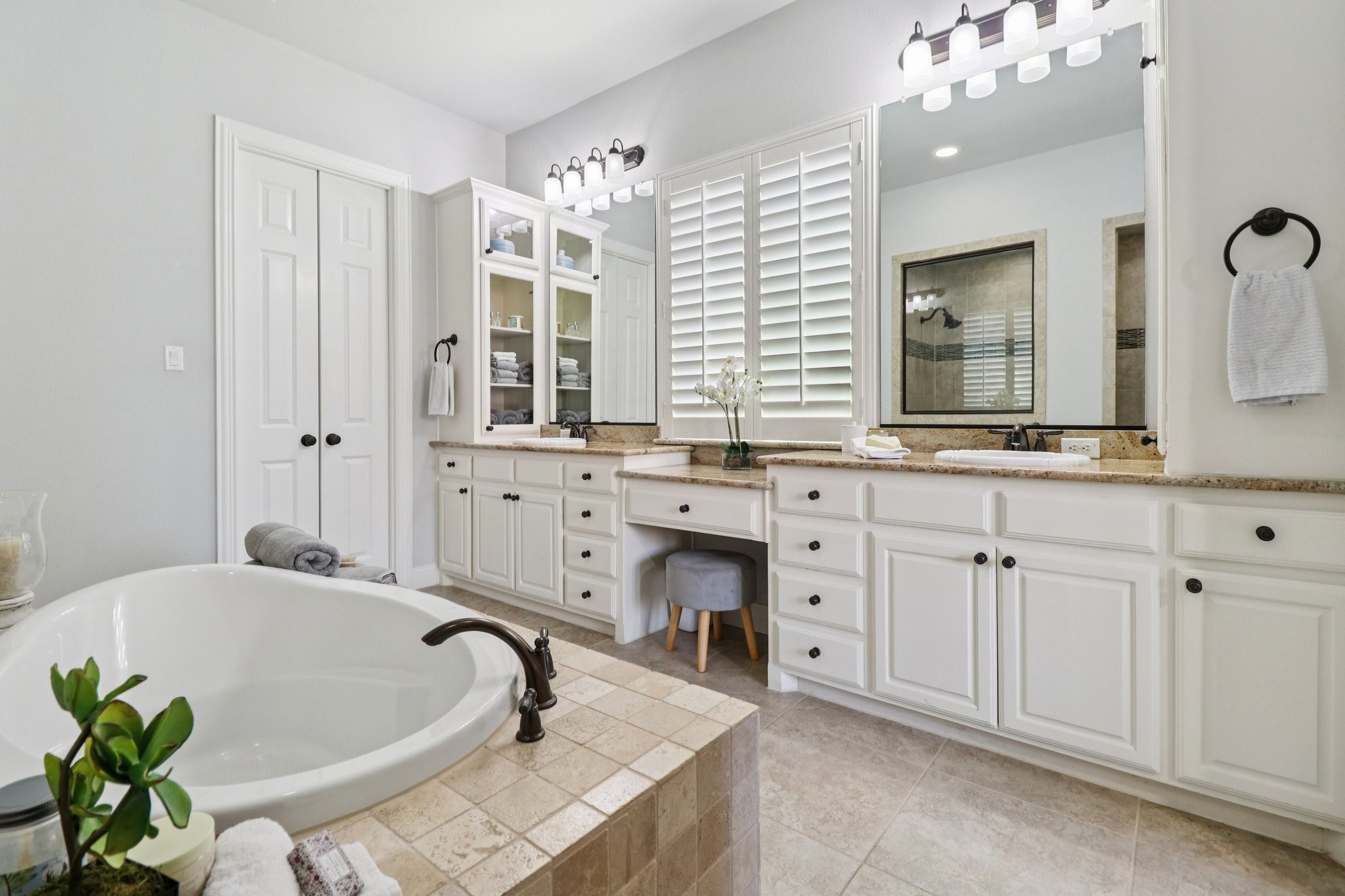 3009 Speyburn The Colony TX 75056