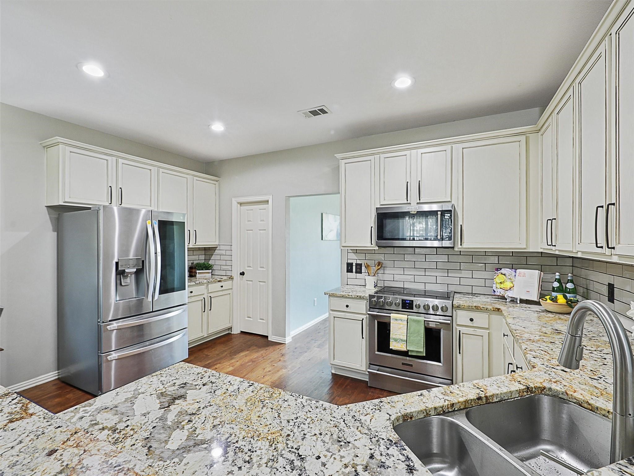 5004 Rain Forest Drive Mckinney TX 75070