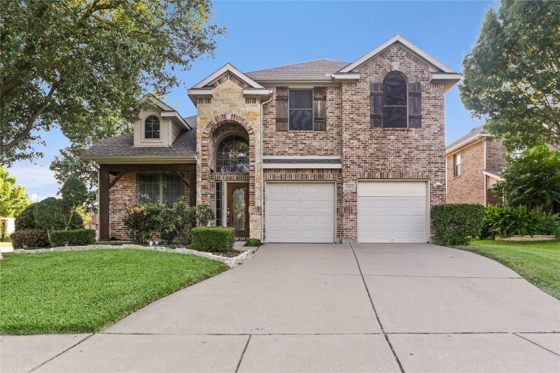 6921 Shoreview Drive Grand Prairie TX 75054