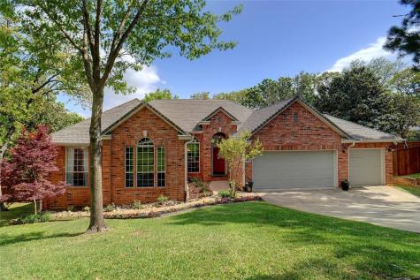 2801 Stonehurst Drive Grapevine TX 76051