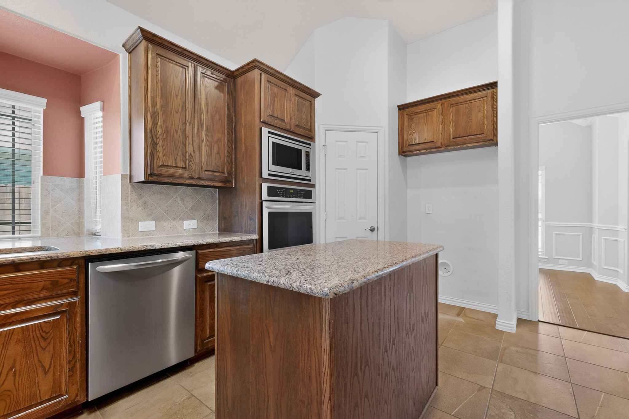 1410 Nighthawk Lane Mansfield TX 76063