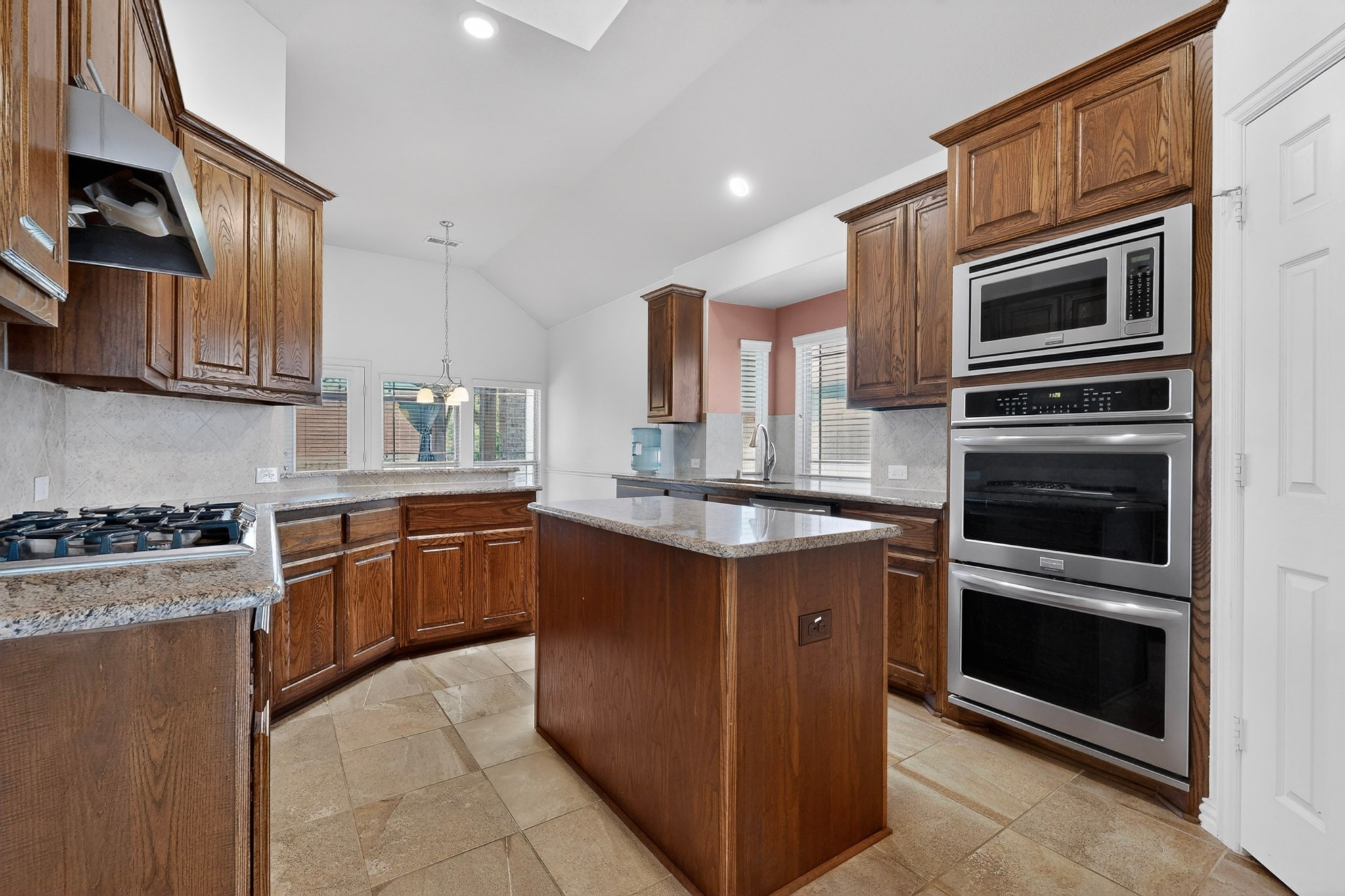 1410 Nighthawk Lane Mansfield TX 76063