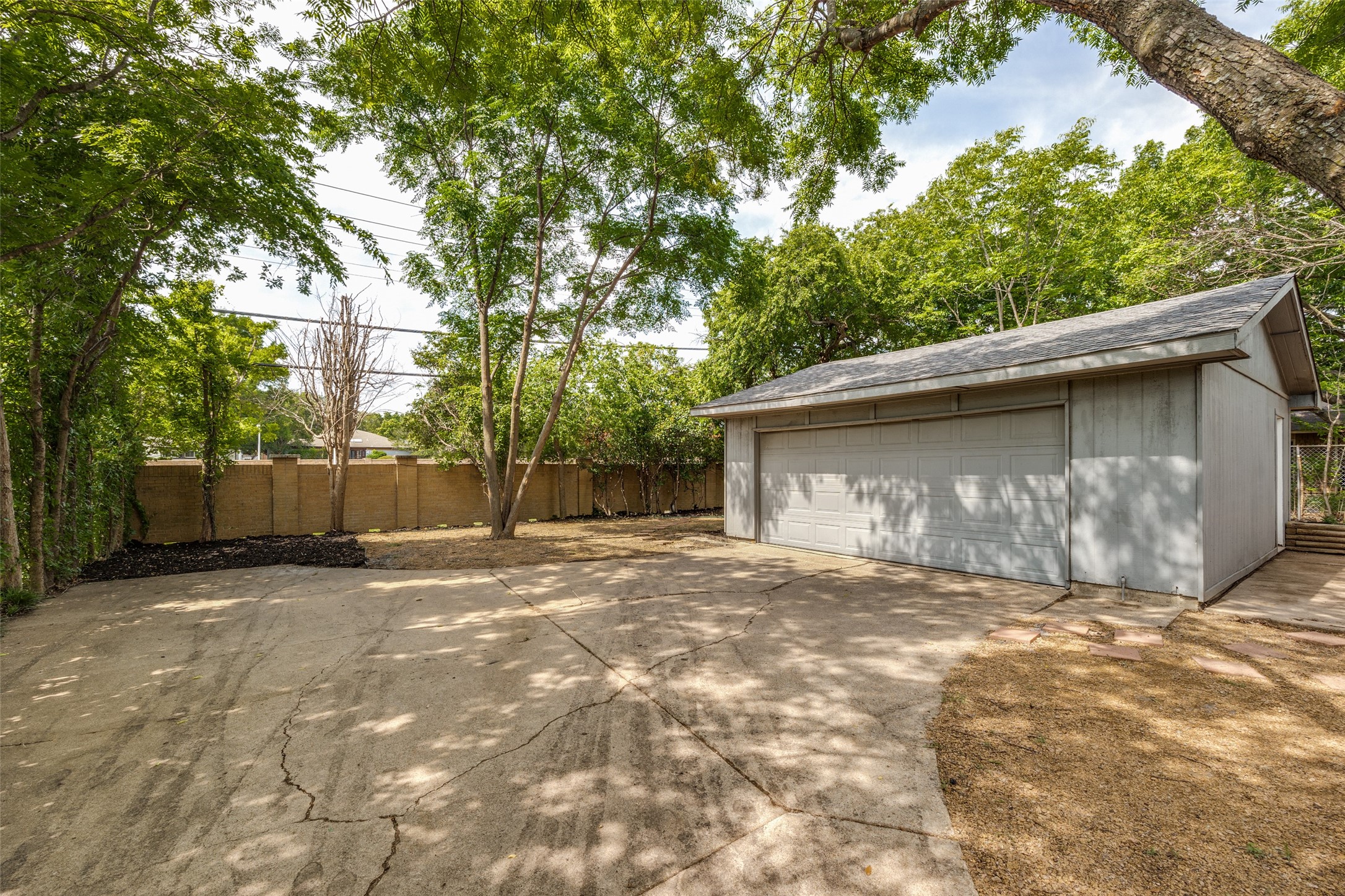 433 Sandy Trail Richardson TX 75080