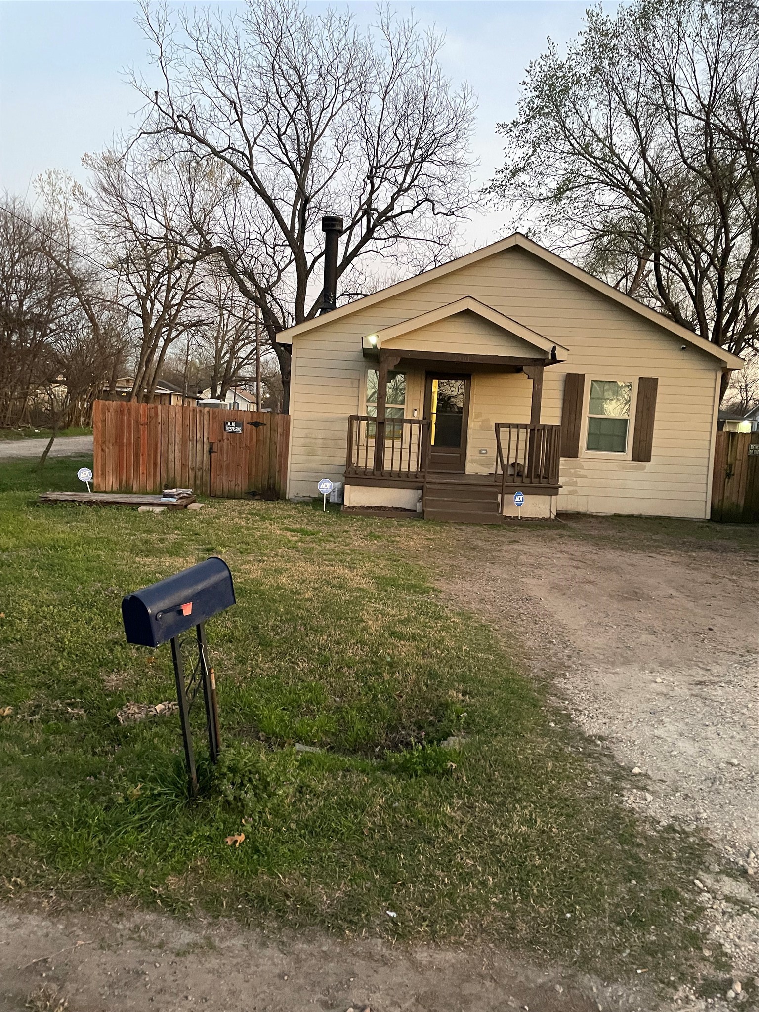 1401 W 9th Avenue Corsicana TX 75110