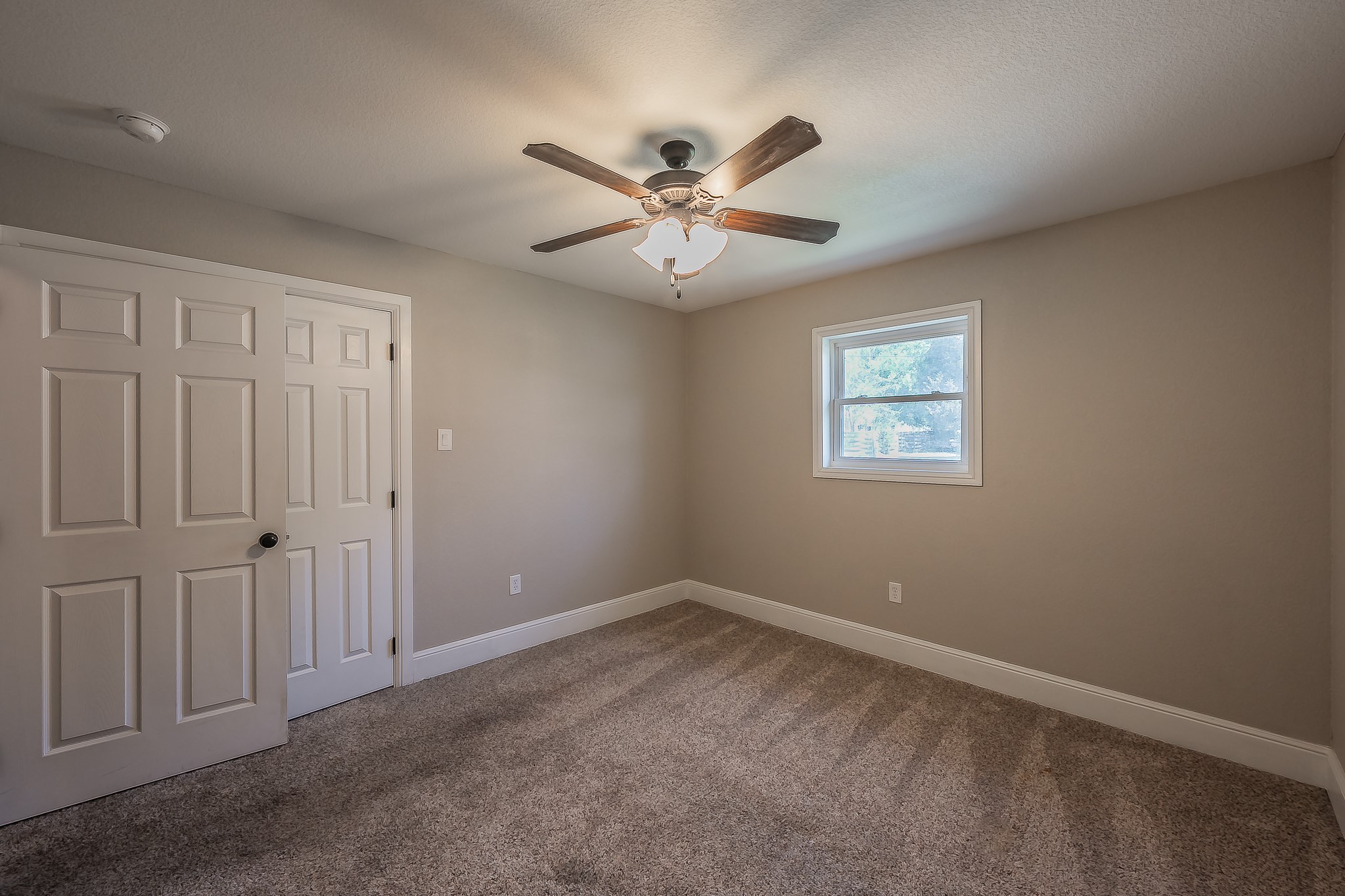 302 E Washington Street Alvord TX 76225