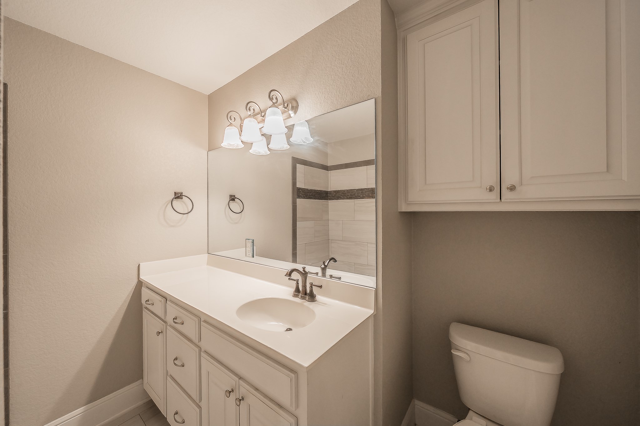 302 E Washington Street Alvord TX 76225