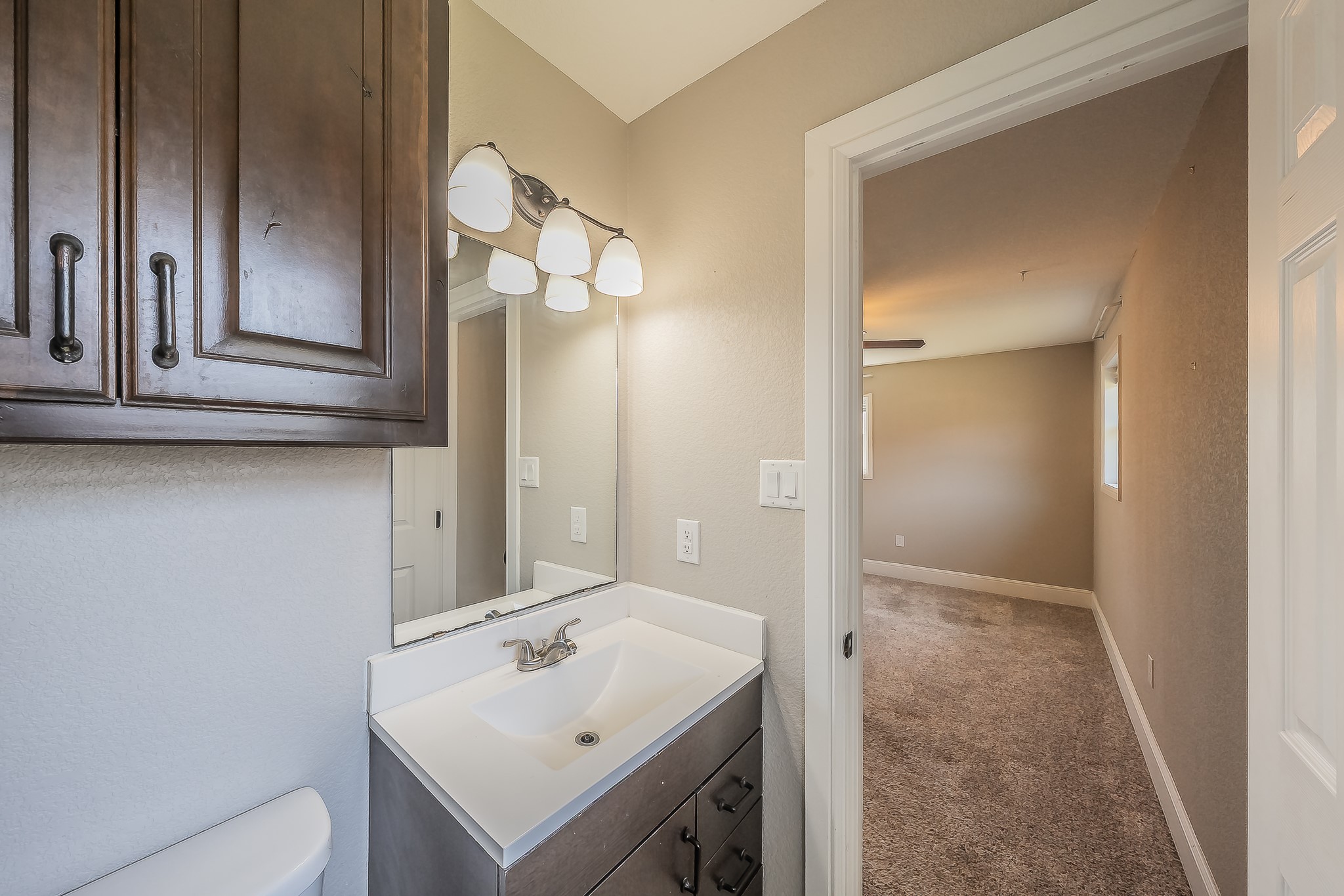 302 E Washington Street Alvord TX 76225