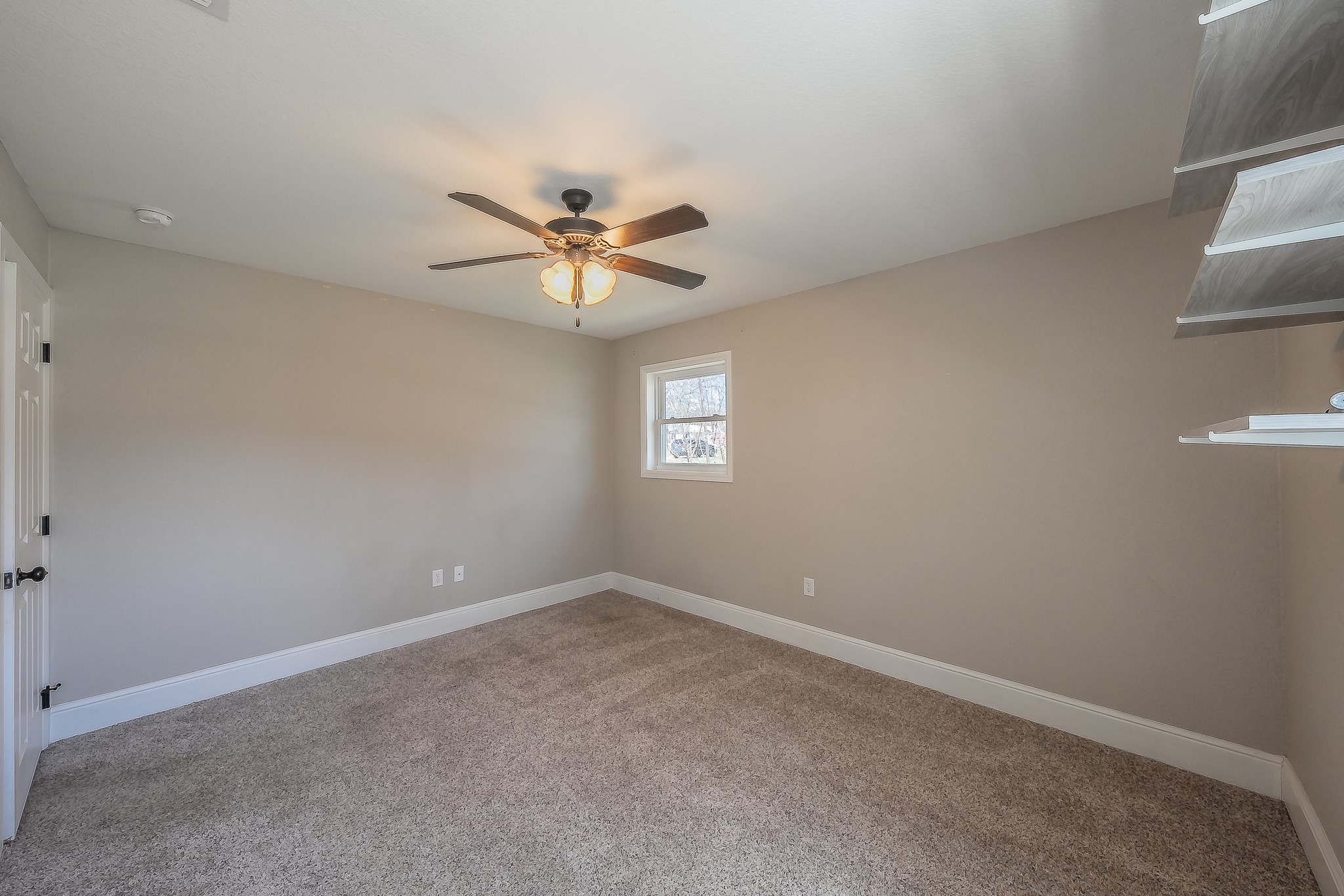 302 E Washington Street Alvord TX 76225