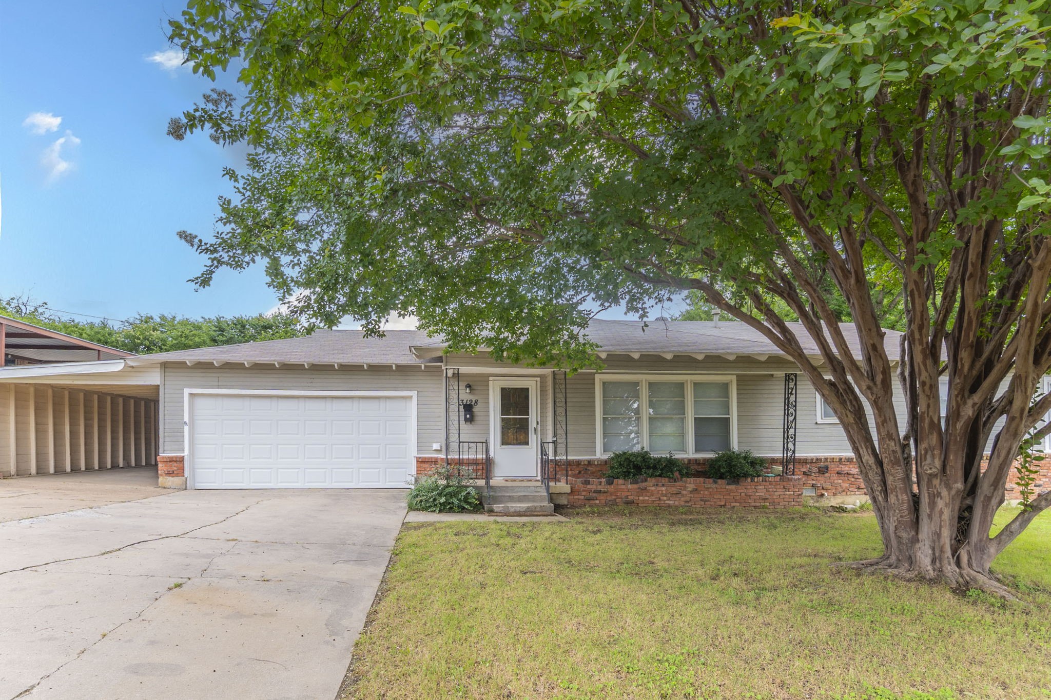 3128 Ray Drive Haltom City TX 76117