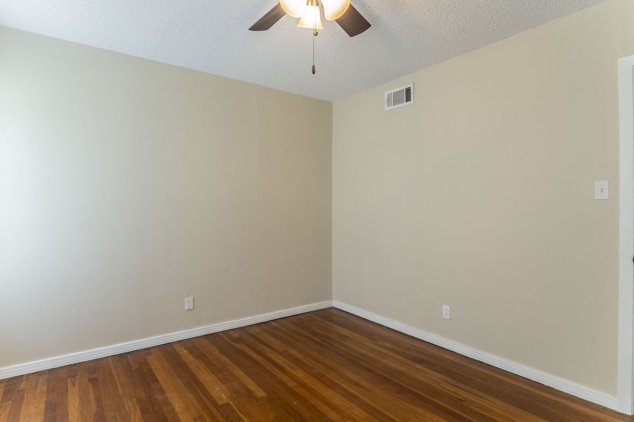 3128 Ray Drive Haltom City TX 76117