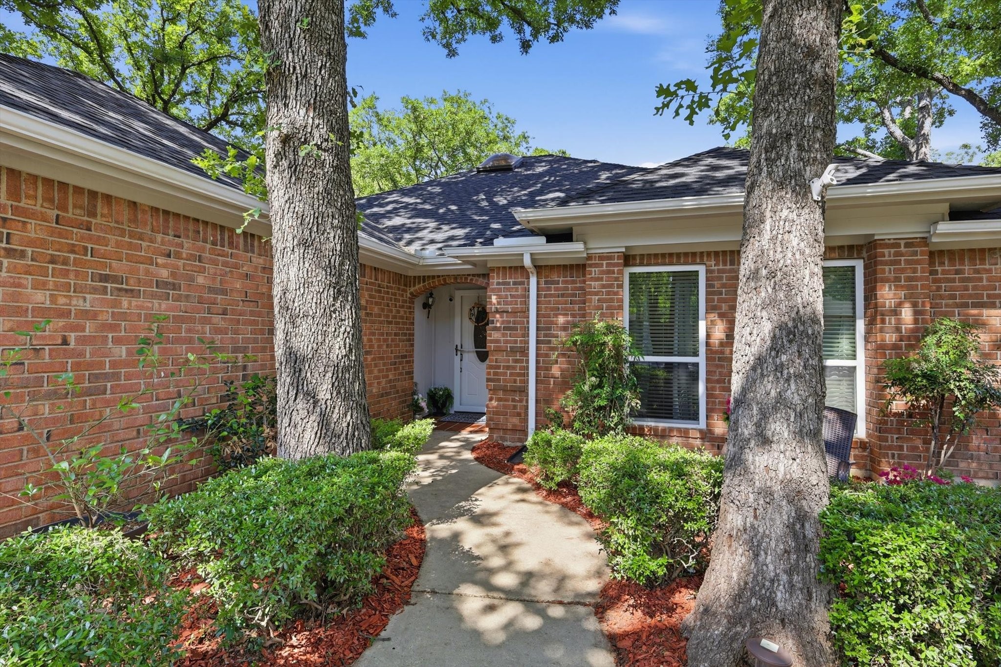 6020 Paradise Drive Arlington TX 76001