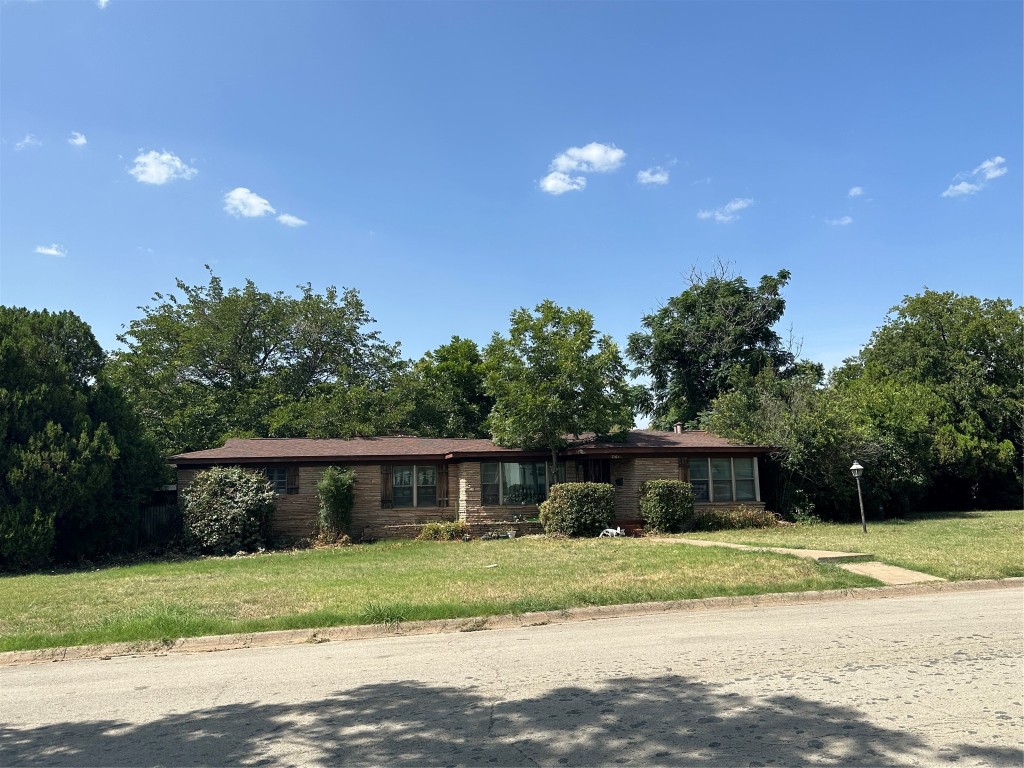 7101 Dover Lane Richland Hills TX 76118