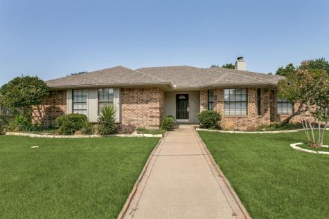 2505 Barr Drive Bedford TX 76021