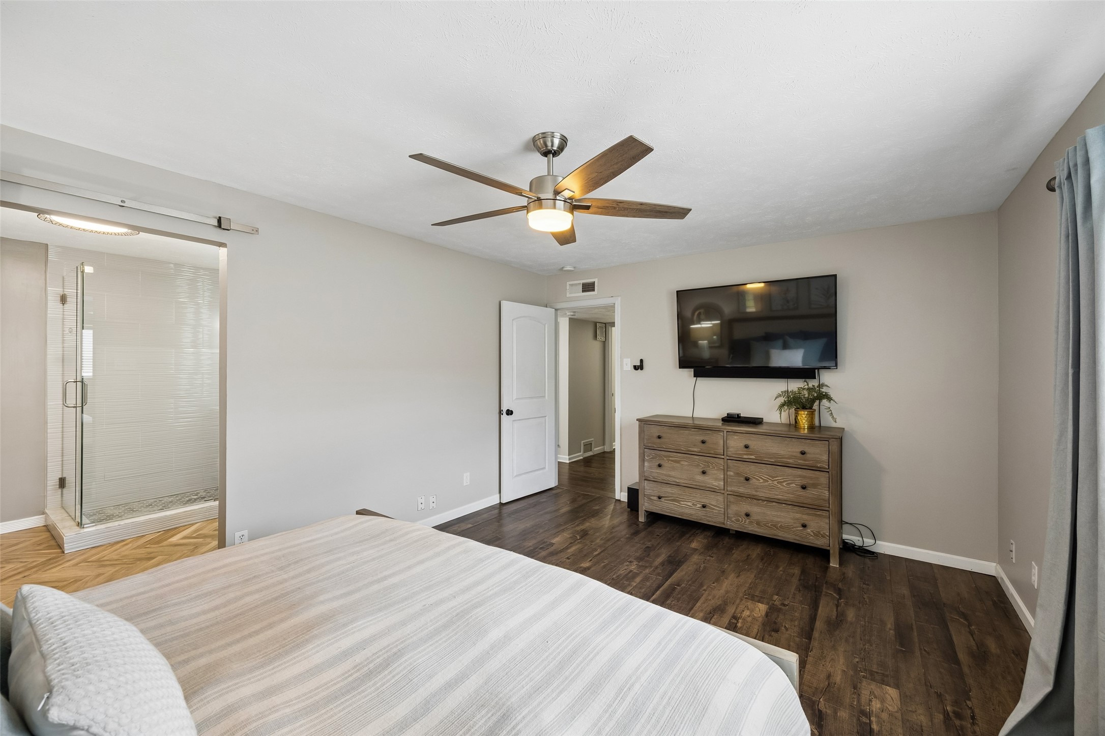9235 Rolling Rock Lane Dallas TX 75238