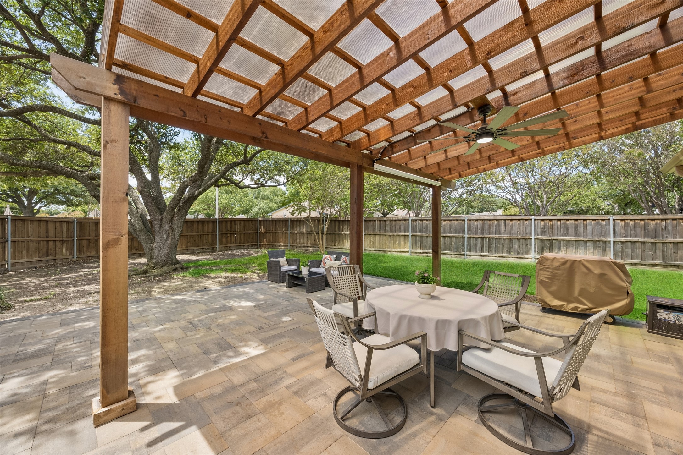 9235 Rolling Rock Lane Dallas TX 75238