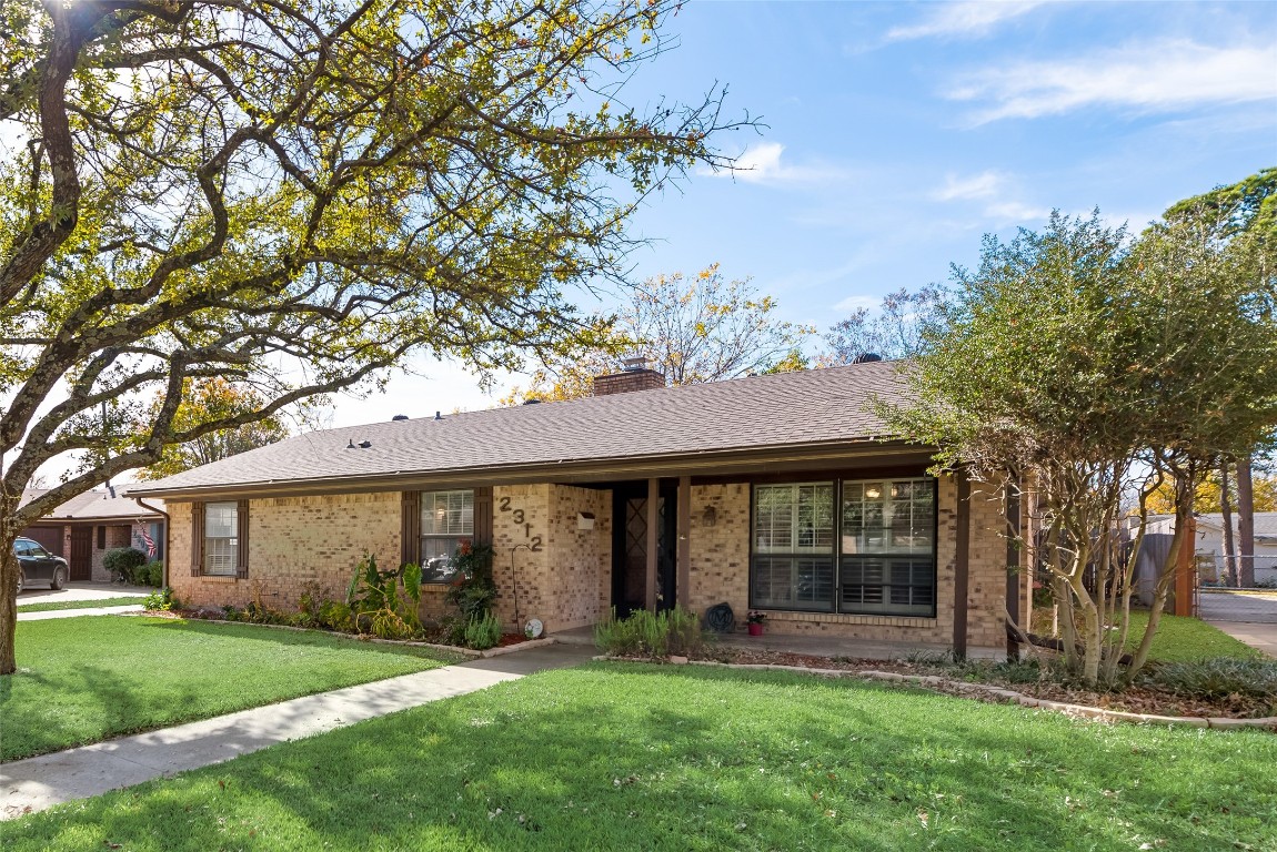 2312 Diana Drive Sherman TX 75092
