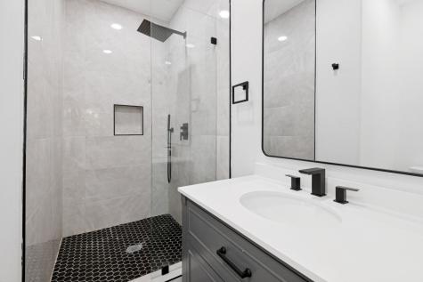 1813 Countryside Carrollton TX 75007