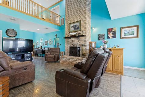 944 Land Of Goshen Drive Springtown TX 76082