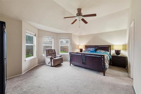 612 Owen Trail Grand Prairie TX 75051