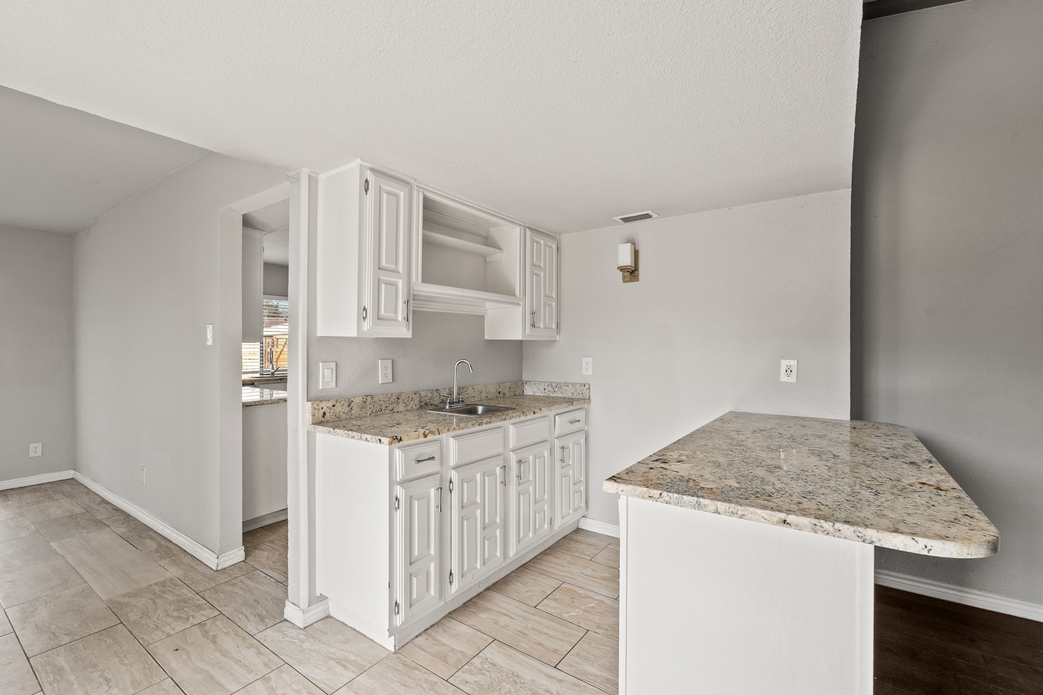 3001 Galaxie Road Garland TX 75044