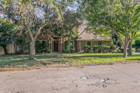 1917 Libby Lane Grand Prairie TX 75050