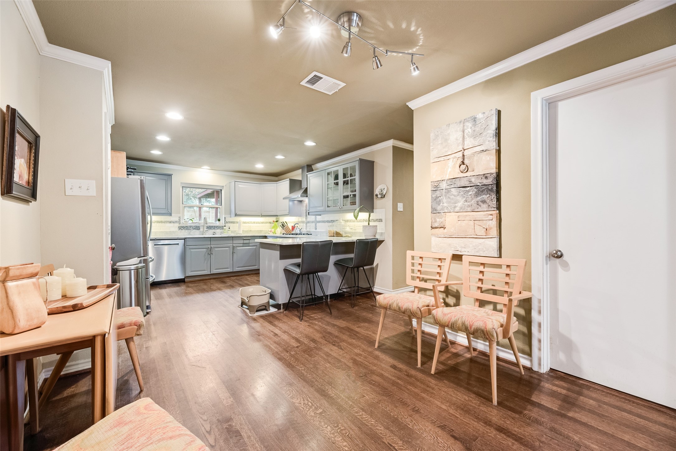 10035 Woodgrove Drive Dallas TX 75218