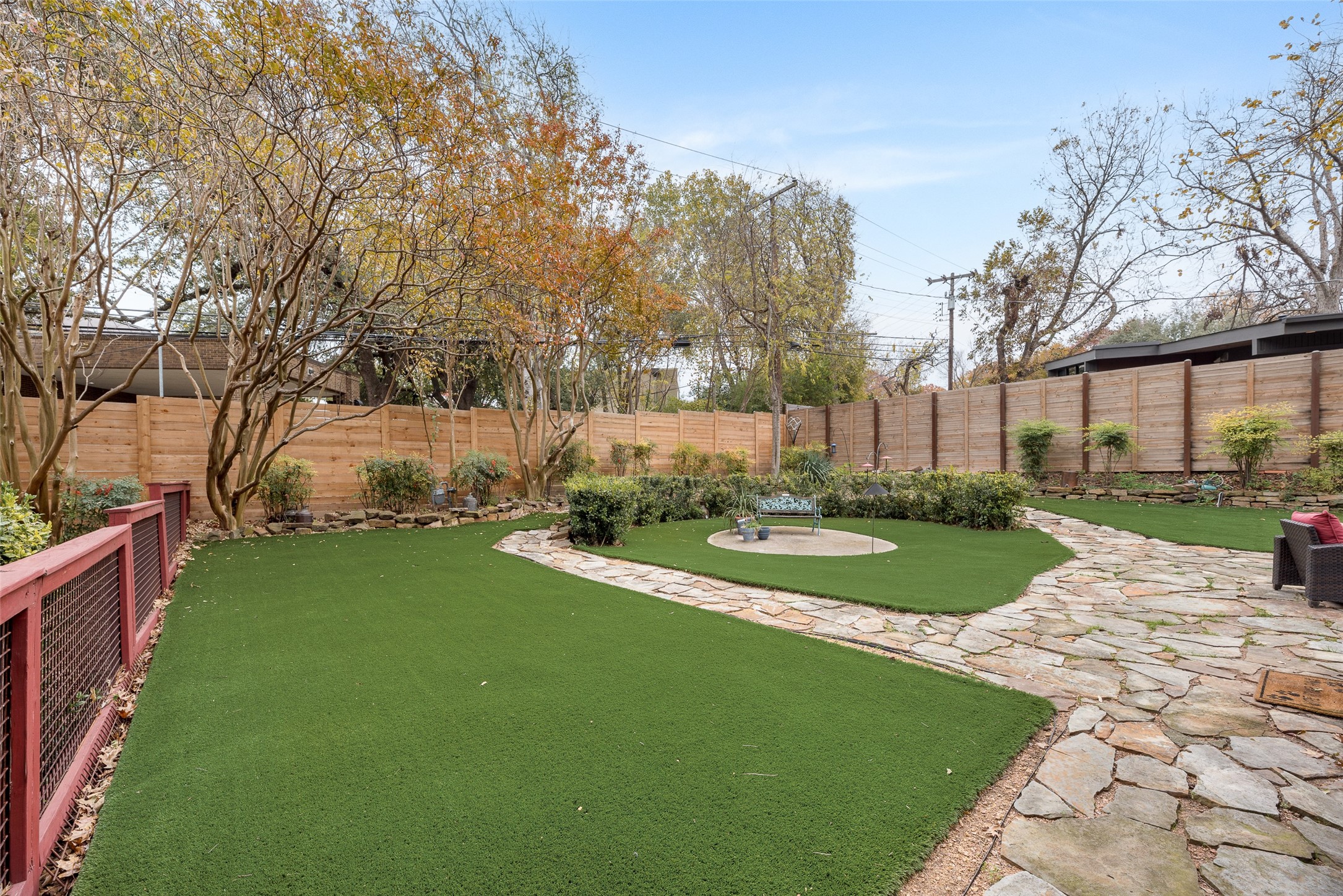 10035 Woodgrove Drive Dallas TX 75218